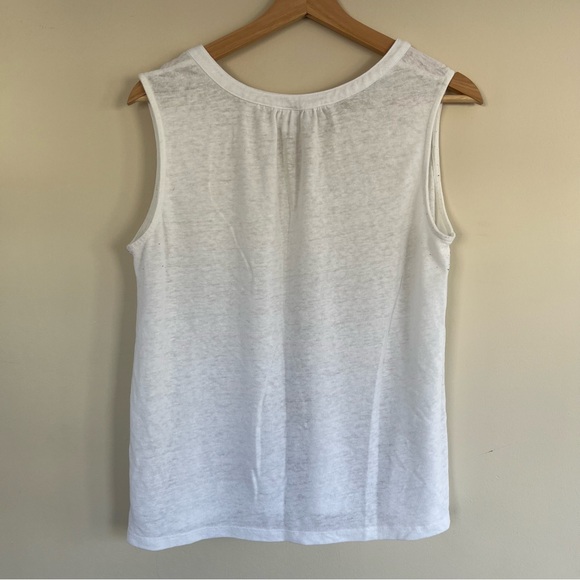white tank | old navy - Picture 4 of 4